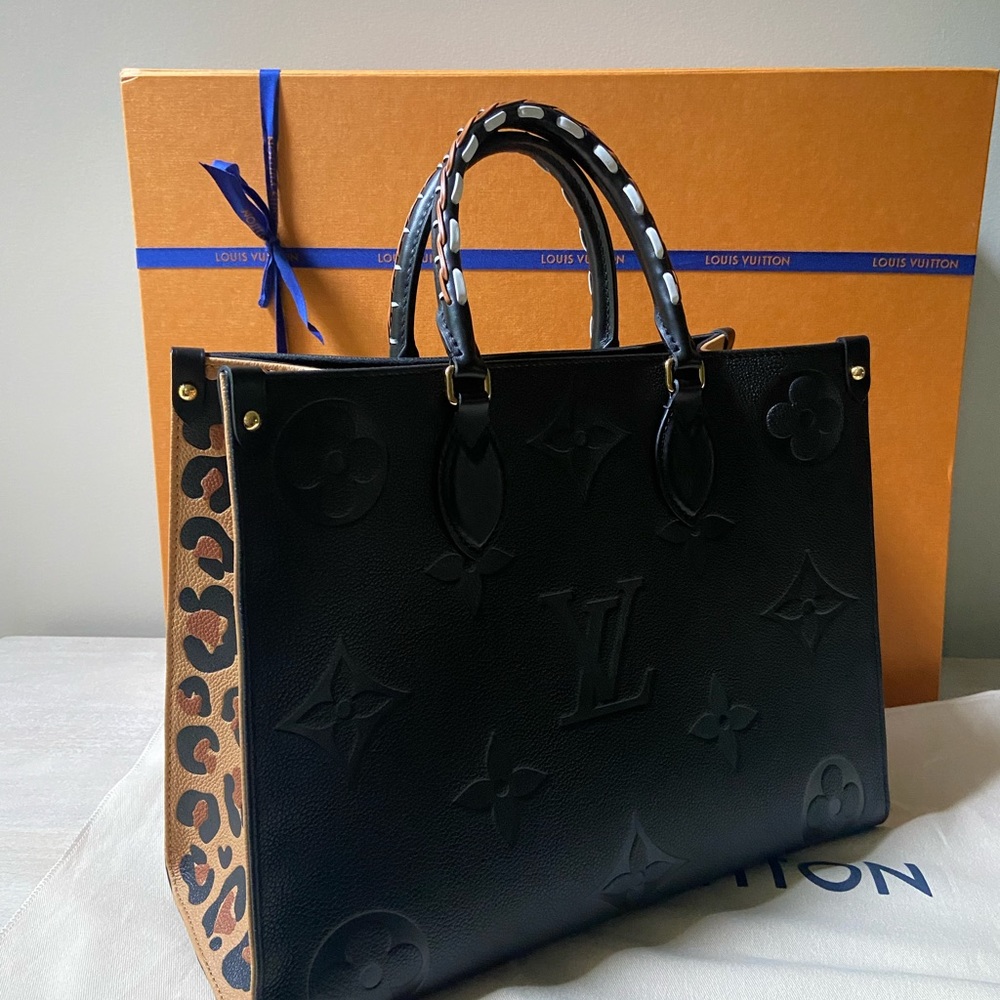 New! Louis Vuitton Wild at Heart Onthego MM Noir! - Picture 13 of 13